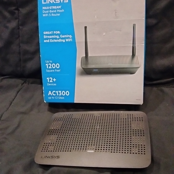 Linksys Dual-Band AC1300 Mesh WiFi 5 Router - Picture 3 of 8